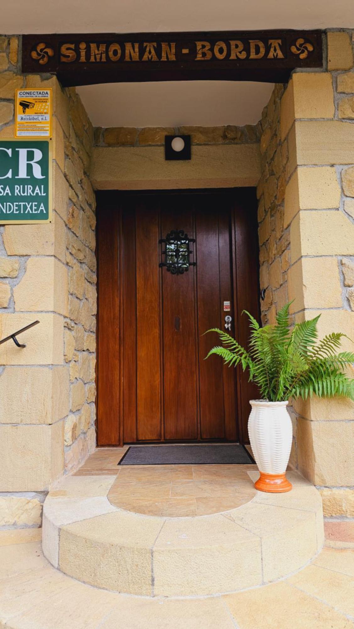 Casa Rural Simonan Borda Oiartzun Bagian luar foto